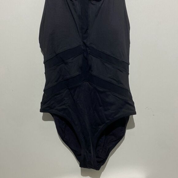 Bond-eye Wopmen's Black Sleeveless Racerback Mesh Padded Swimsuit Size Medium - Picture 2 of 10